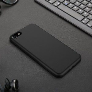 Силиконов калъф гръб за Apple iPhone 7 - черен