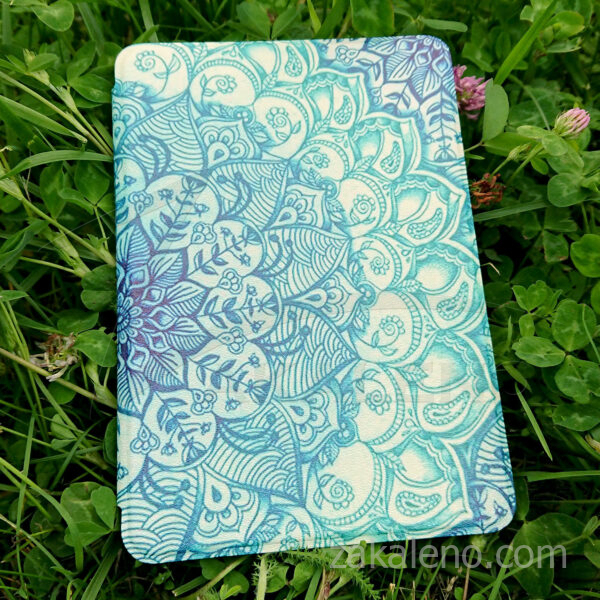 Кожен калъф за Kindle Paperwhite 5 2021 6.8″ – Изумрудени илюзии